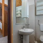 דירה 3 Bedroom Cozy In לאבין