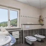 דירה 3 Bedroom Cozy In לאבין